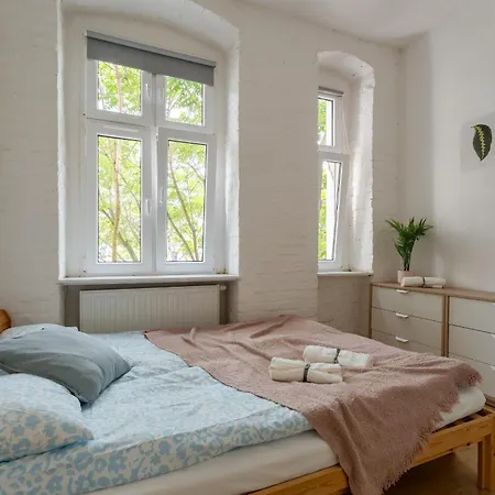 Апартаменти Spoko Dobra - Idealne Na Citybreak Lub Uczelnie By Spaceapart *