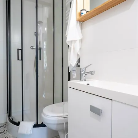 Апартаменти Spoko Dobra - Idealne Na Citybreak Lub Uczelnie By Spaceapart *